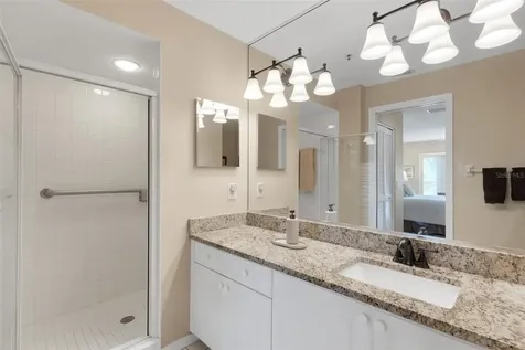 6908 Drewrys Bluff Bradenton FL 34203