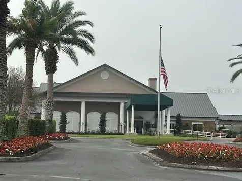 6908 Drewrys Bluff Bradenton FL 34203