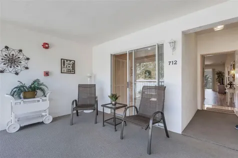 6908 Drewrys Bluff Bradenton FL 34203