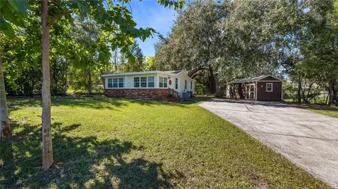 172 S Virginia Avenue Center Hill FL 33514