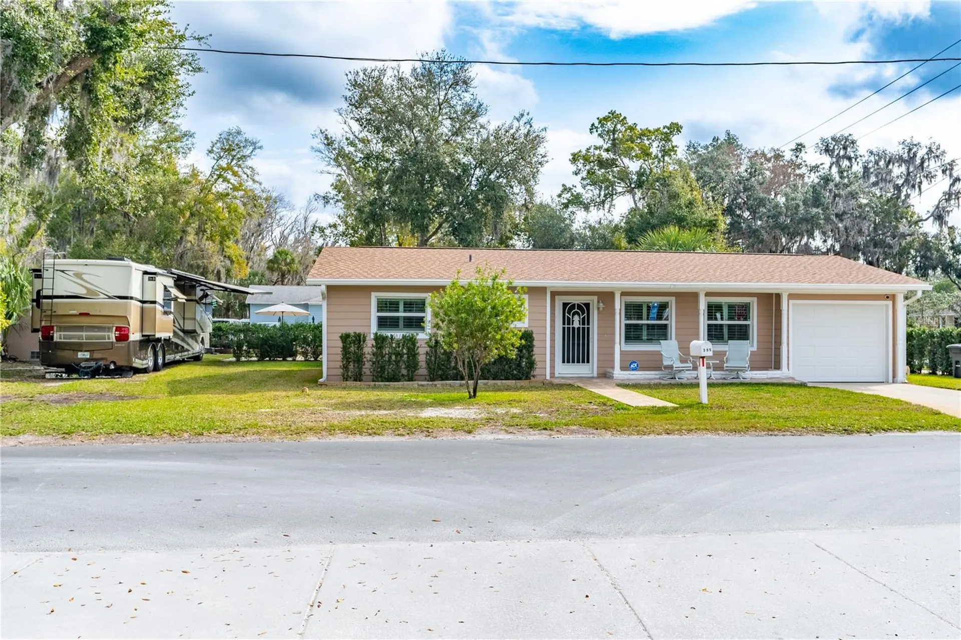 305 NE 1st Avenue Crystal River FL 34429