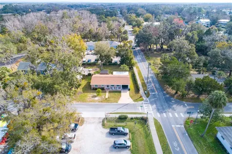 305 NE 1st Avenue Crystal River FL 34429