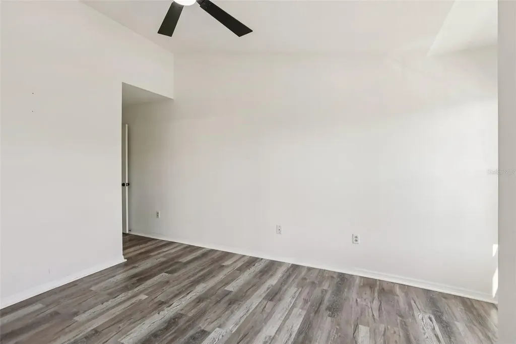 729 Kensington Lake Circle Brandon FL 33511