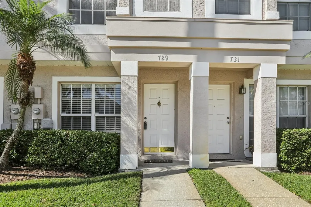 729 Kensington Lake Circle Brandon FL 33511