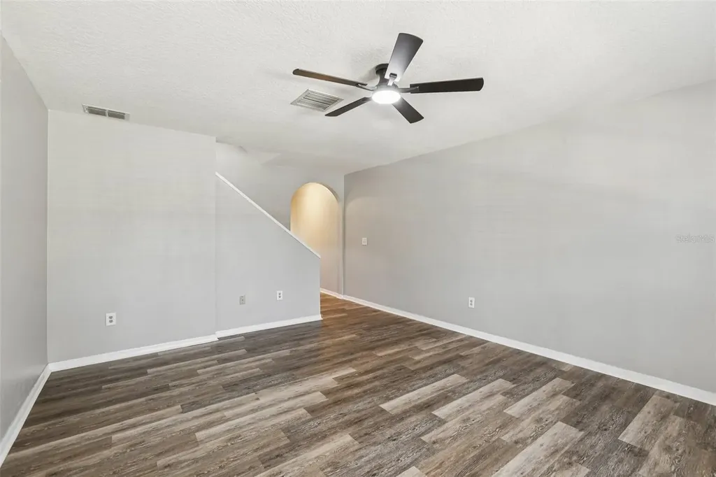 729 Kensington Lake Circle Brandon FL 33511