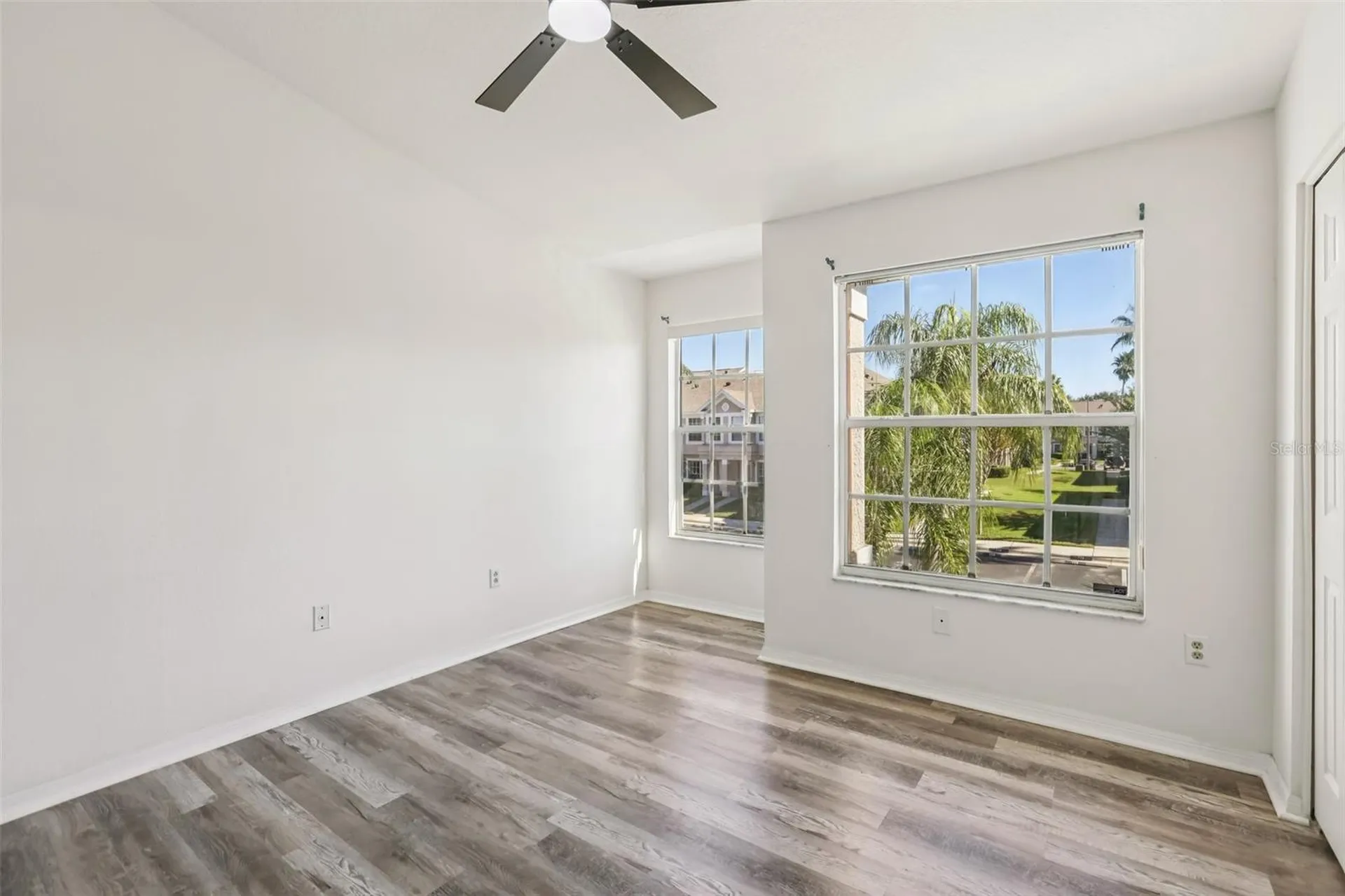 729 Kensington Lake Circle Brandon FL 33511