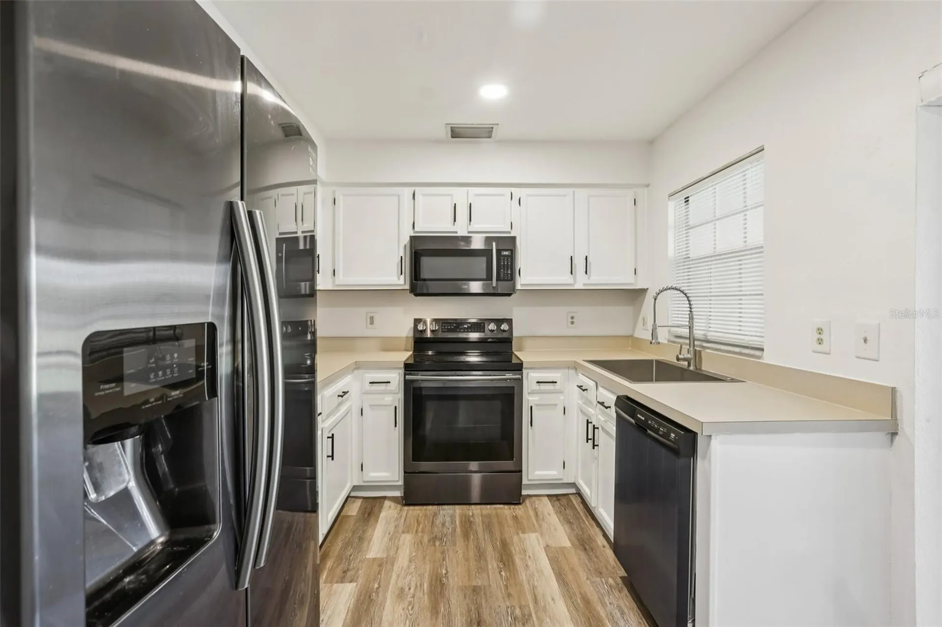729 Kensington Lake Circle Brandon FL 33511
