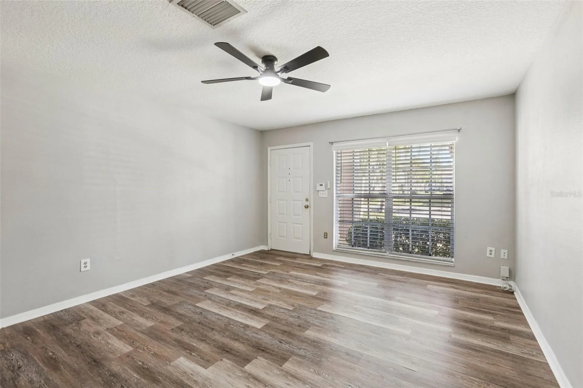 729 Kensington Lake Circle Brandon FL 33511