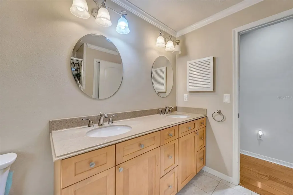 507 Surrey Lane Lutz FL 33549
