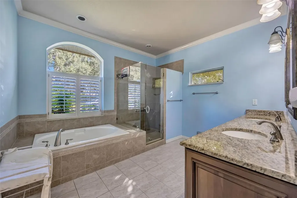 507 Surrey Lane Lutz FL 33549
