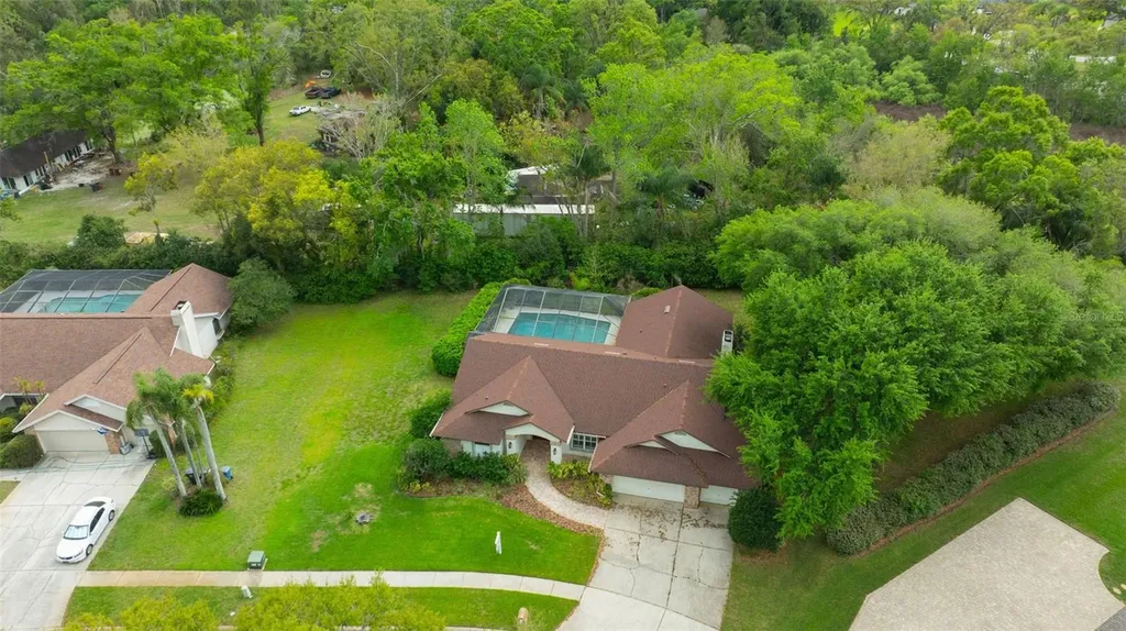 507 Surrey Lane Lutz FL 33549