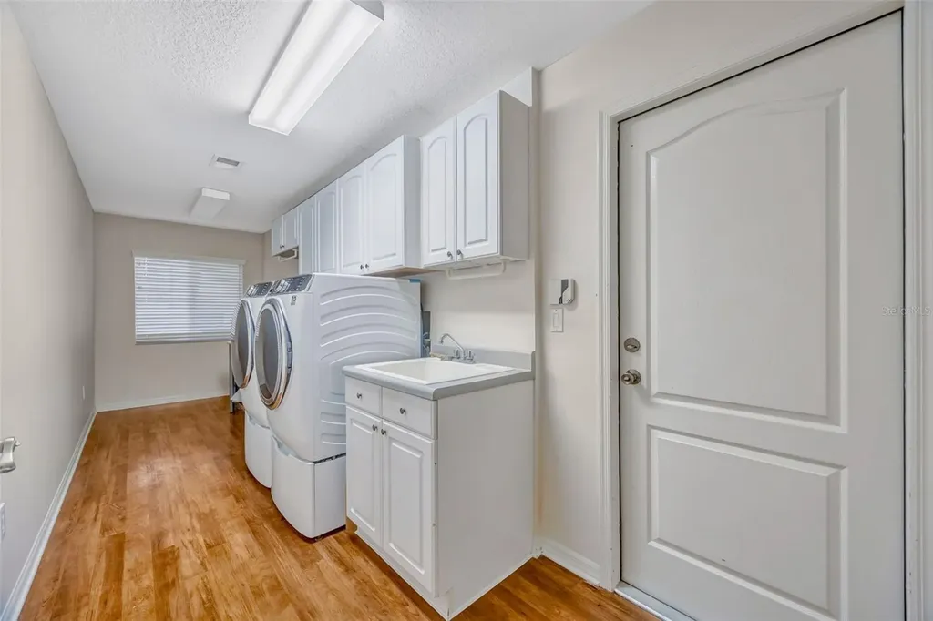 507 Surrey Lane Lutz FL 33549