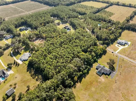 18928 SW 21st Place Newberry FL 32669