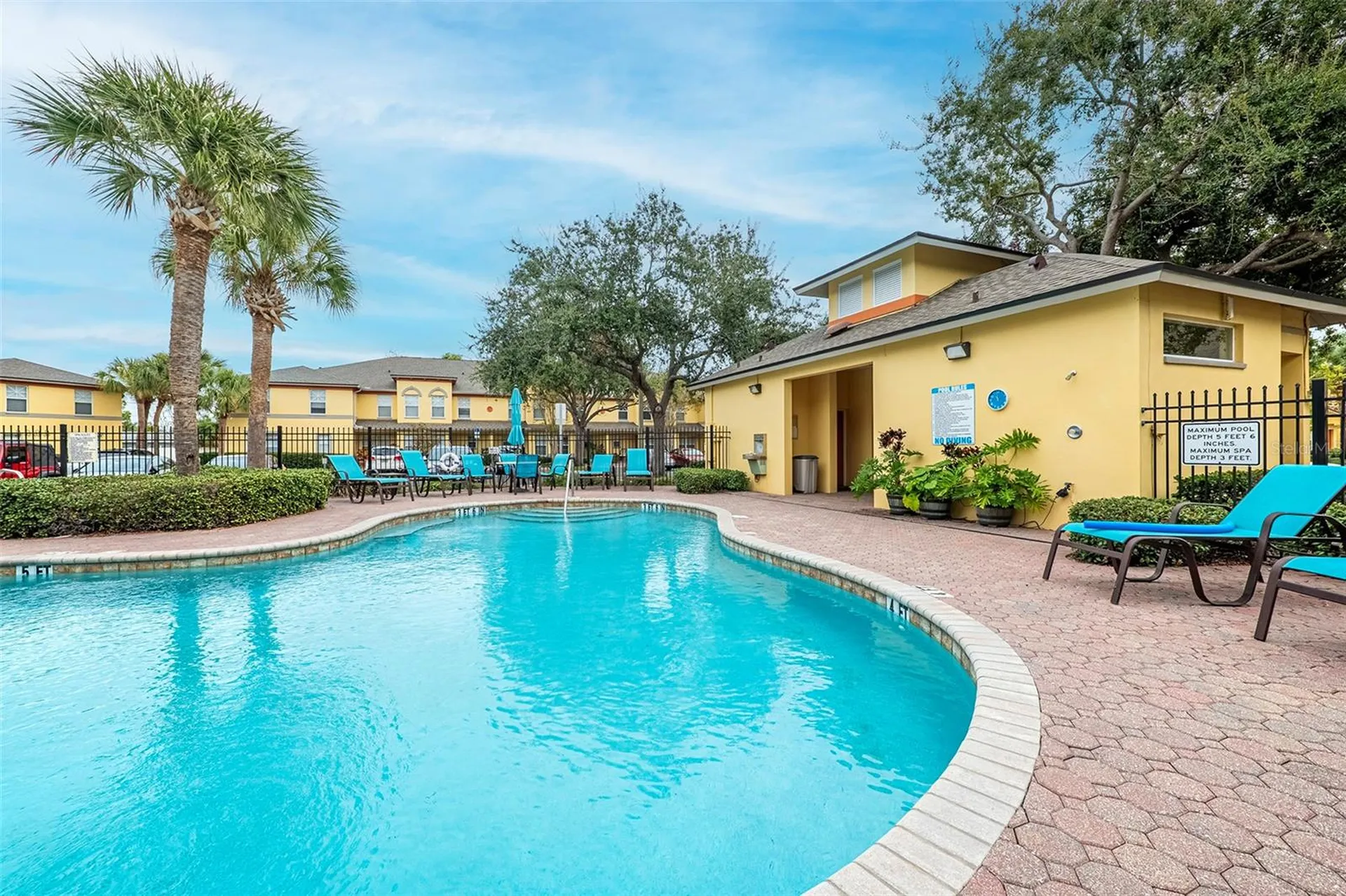 170 Coquina Bay Drive St Petersburg FL 33705