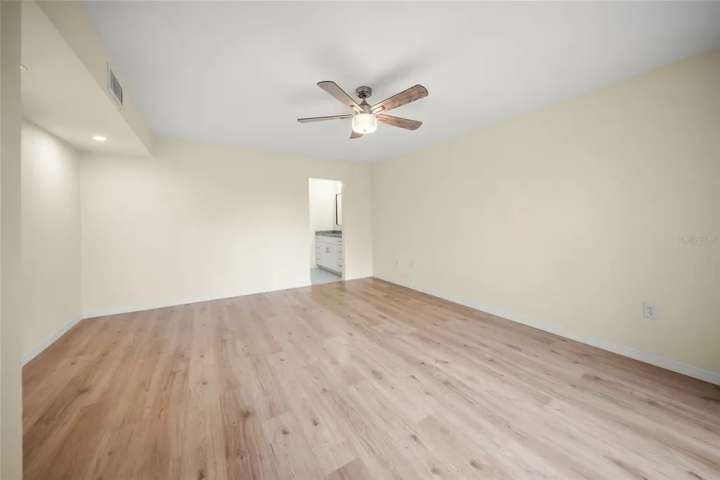 4555 Forest Wood Trail Sarasota FL 34241