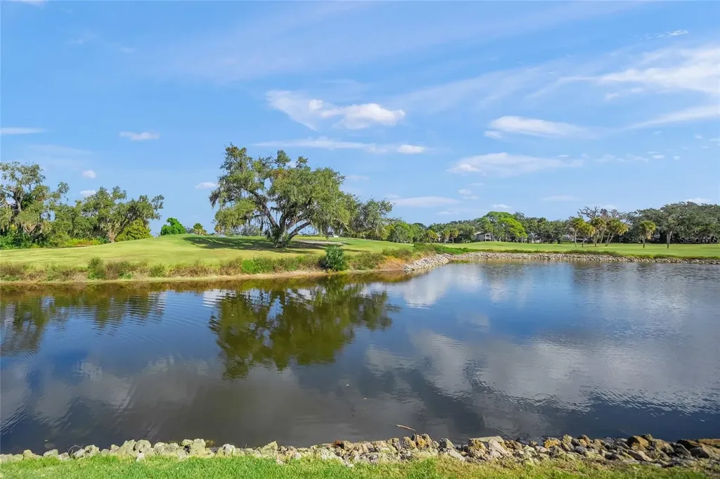 4555 Forest Wood Trail Sarasota FL 34241