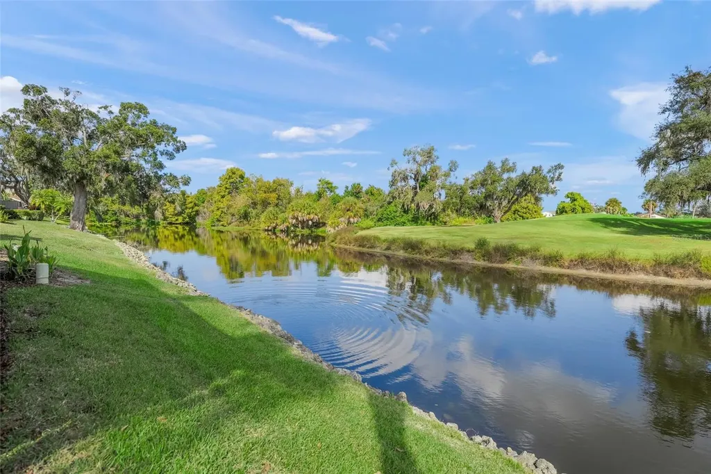 4555 Forest Wood Trail Sarasota FL 34241