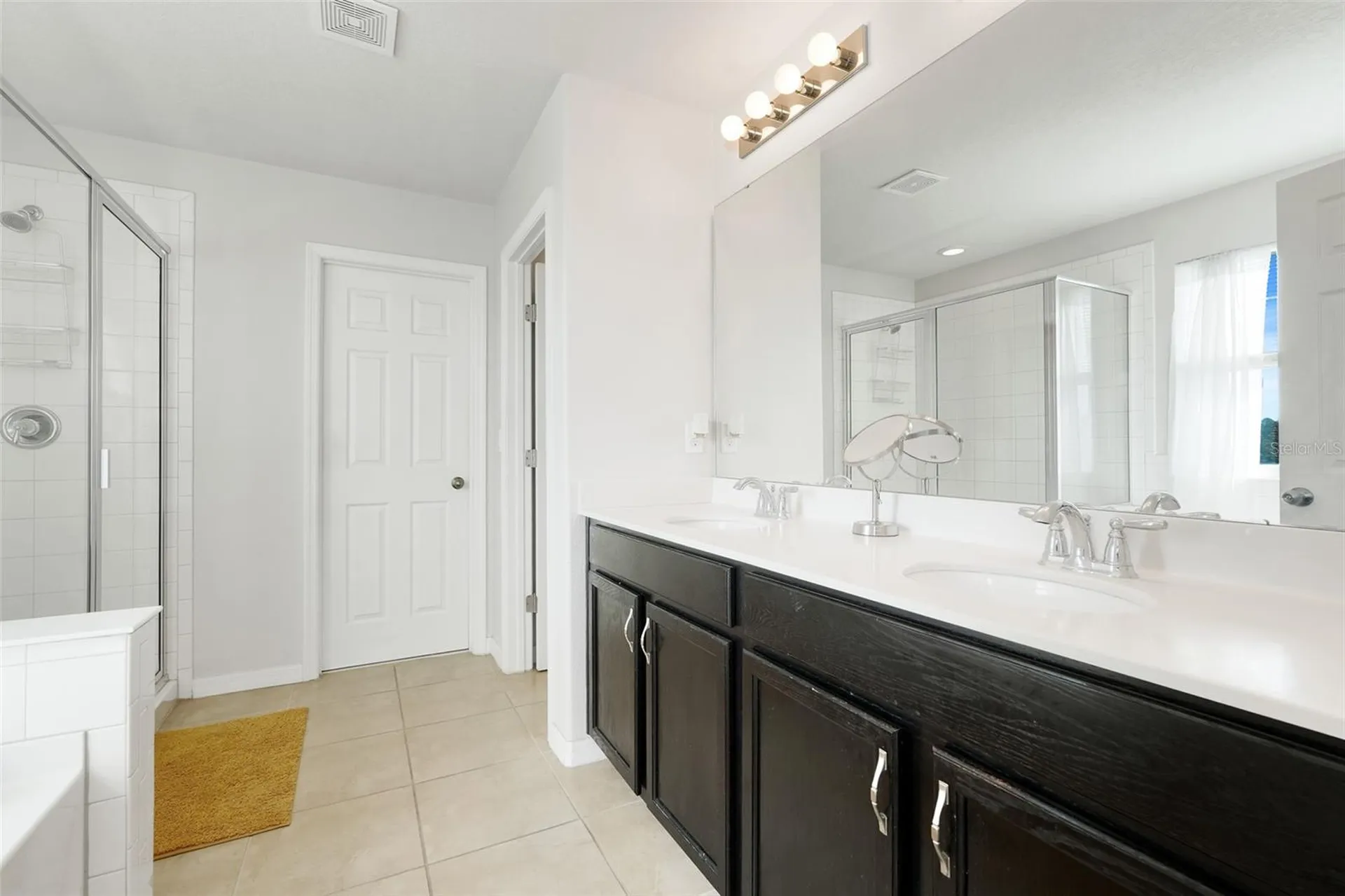 2516 Nouveau Way Kissimmee FL 34741