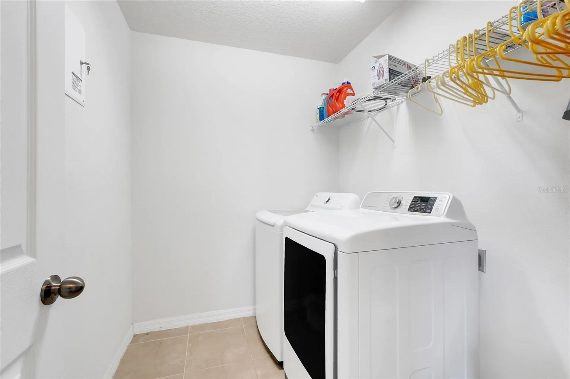 2516 Nouveau Way Kissimmee FL 34741