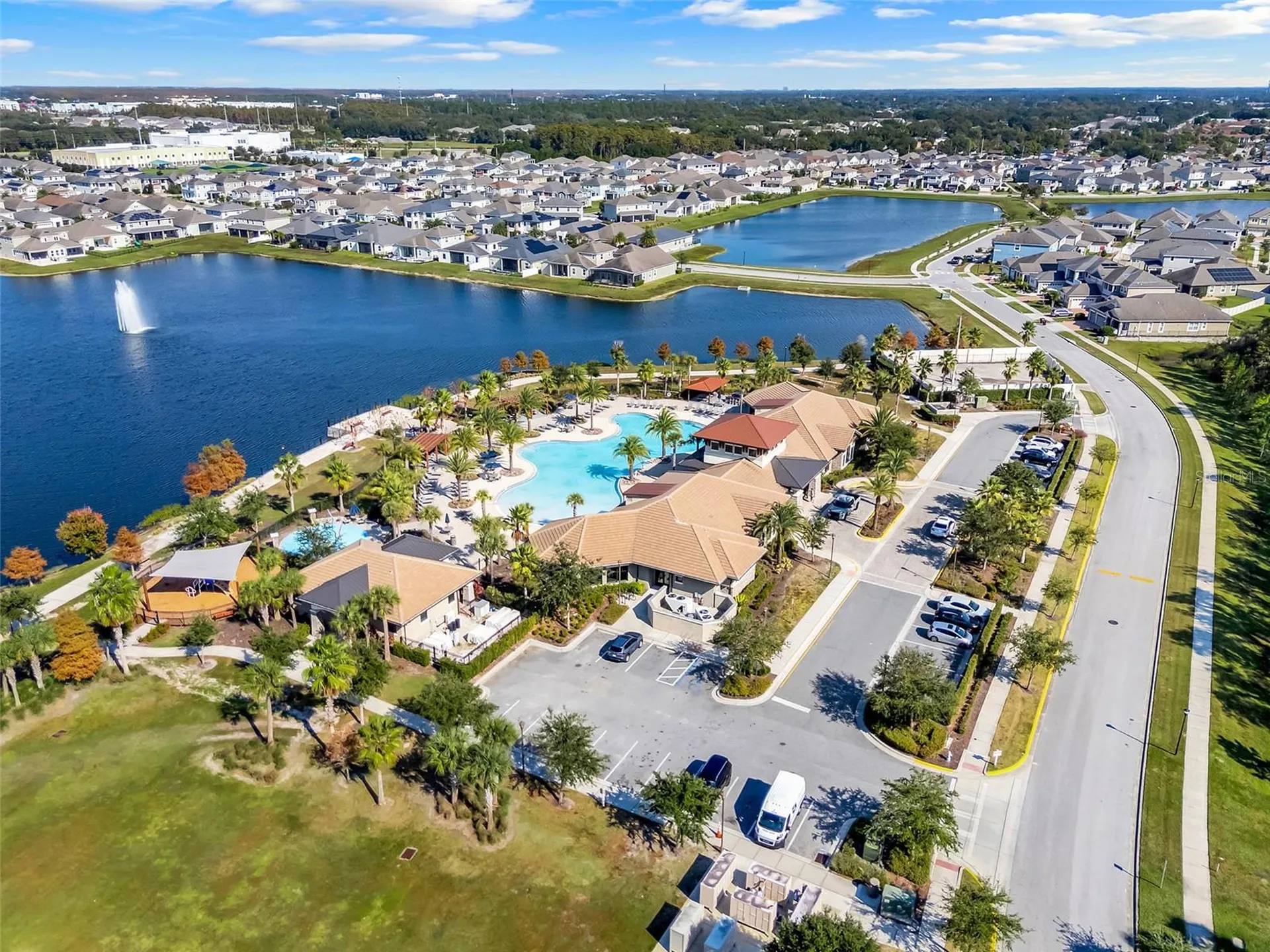 2516 Nouveau Way Kissimmee FL 34741