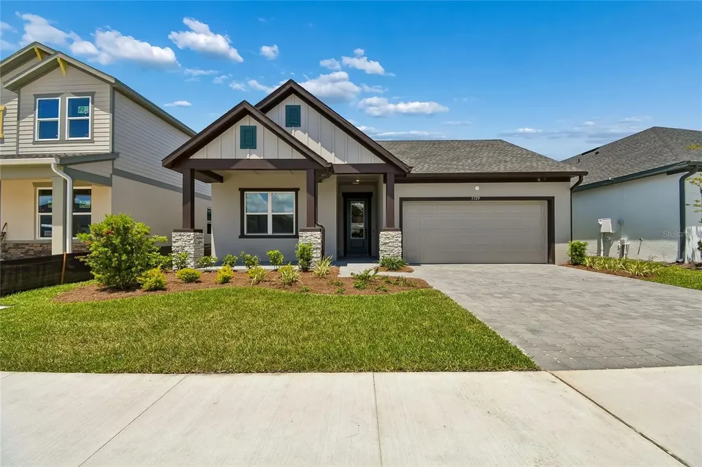 5729 Leaflet Trail Mount Dora FL 32757