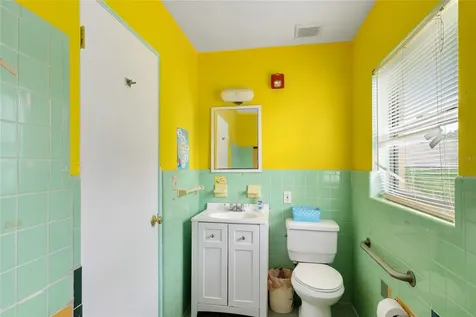 4607 N Pine Hills Road Orlando FL 32808