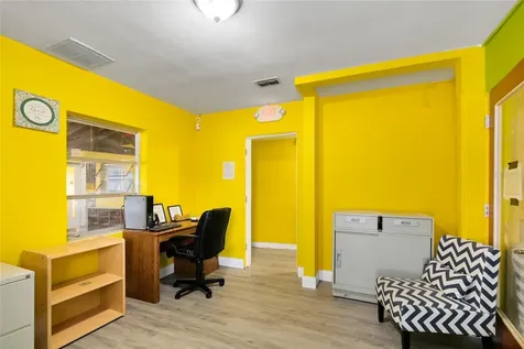 4607 N Pine Hills Road Orlando FL 32808