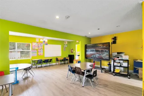 4607 N Pine Hills Road Orlando FL 32808