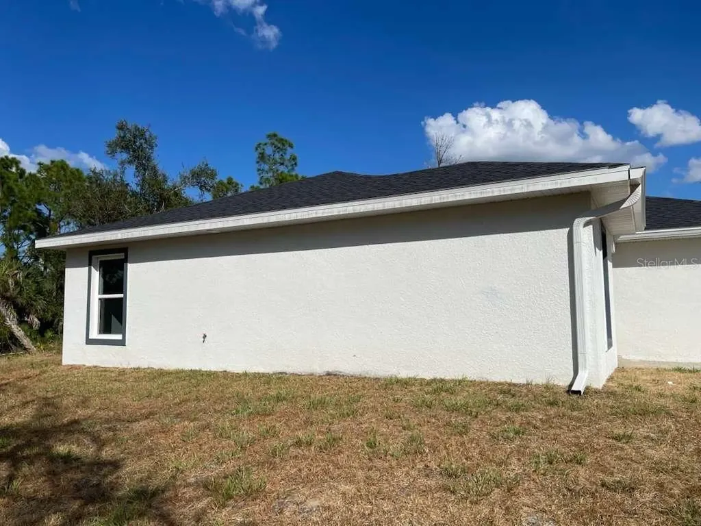 17512 Poston Avenue Port Charlotte FL 33948