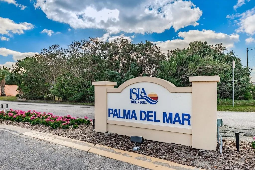 6269 Palma Del Mar Boulevard S St Petersburg FL 33715