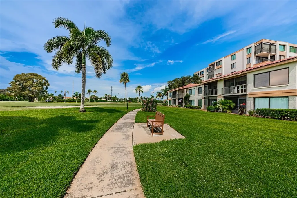 6269 Palma Del Mar Boulevard S St Petersburg FL 33715