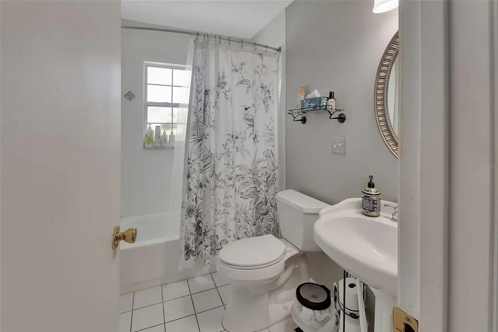 1559 W Euclid Avenue Deland FL 32720