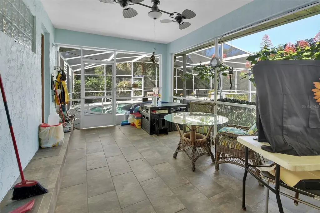 1559 W Euclid Avenue Deland FL 32720