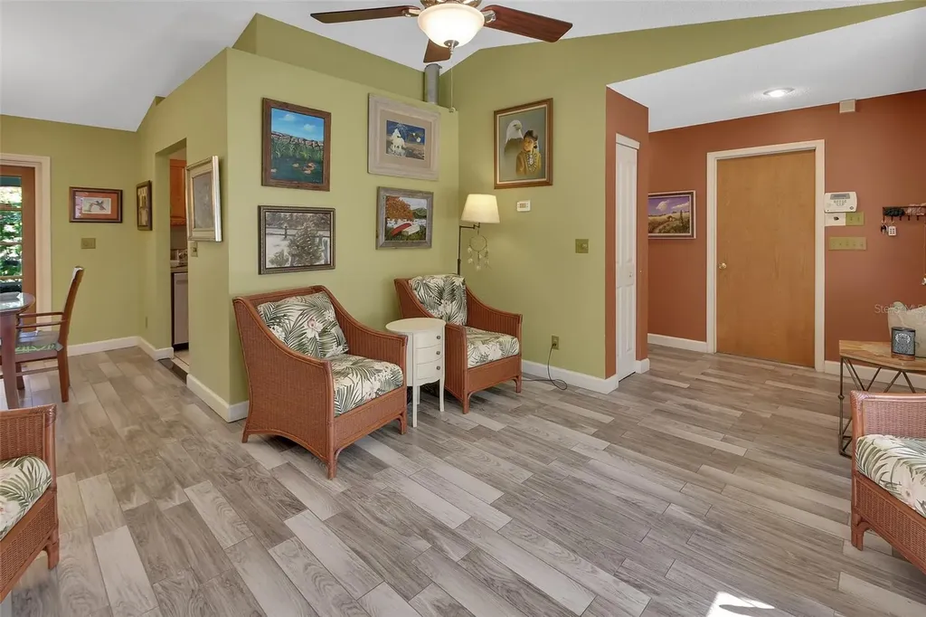 1559 W Euclid Avenue Deland FL 32720