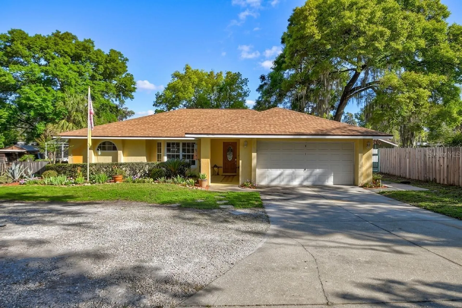 1559 W Euclid Avenue Deland FL 32720