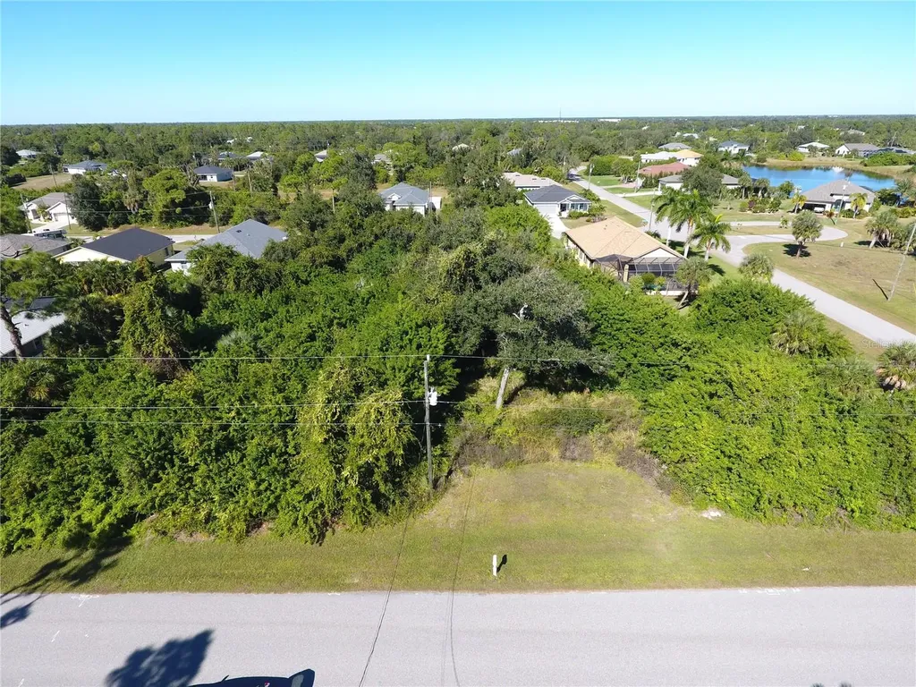 394 Albatross Road Rotonda West FL 33947
