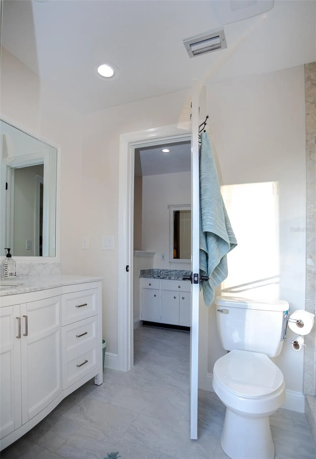 2719 Forest Knoll Drive Sarasota FL 34232