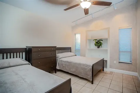 2719 Forest Knoll Drive Sarasota FL 34232