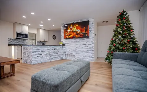 2719 Forest Knoll Drive Sarasota FL 34232