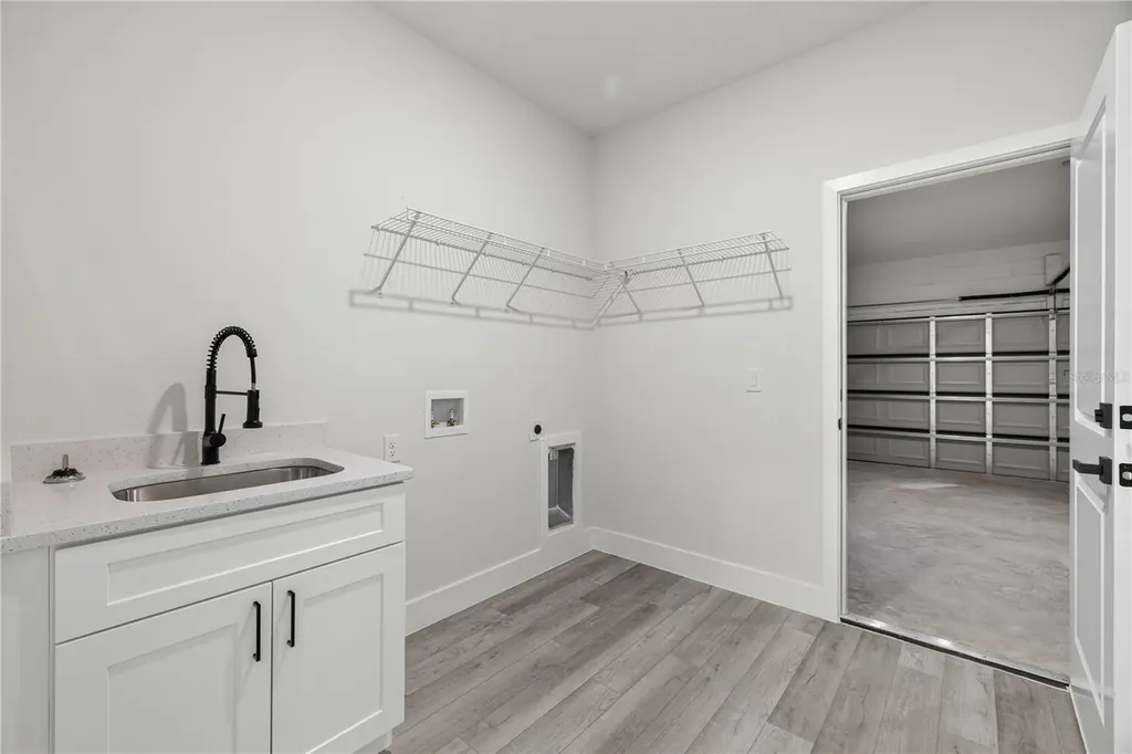 8292 N Pitcairn Way Citrus Springs FL 34434