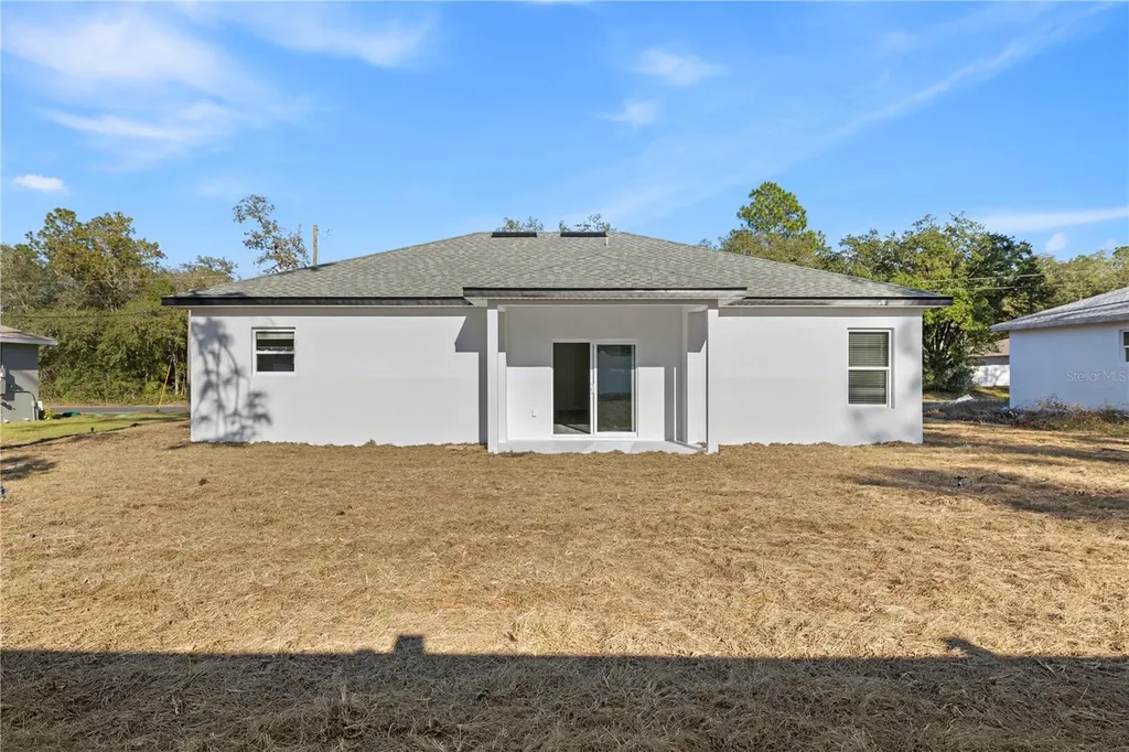 8292 N Pitcairn Way Citrus Springs FL 34434
