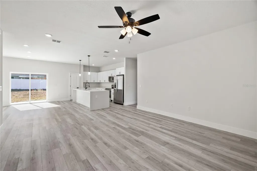 8292 N Pitcairn Way Citrus Springs FL 34434