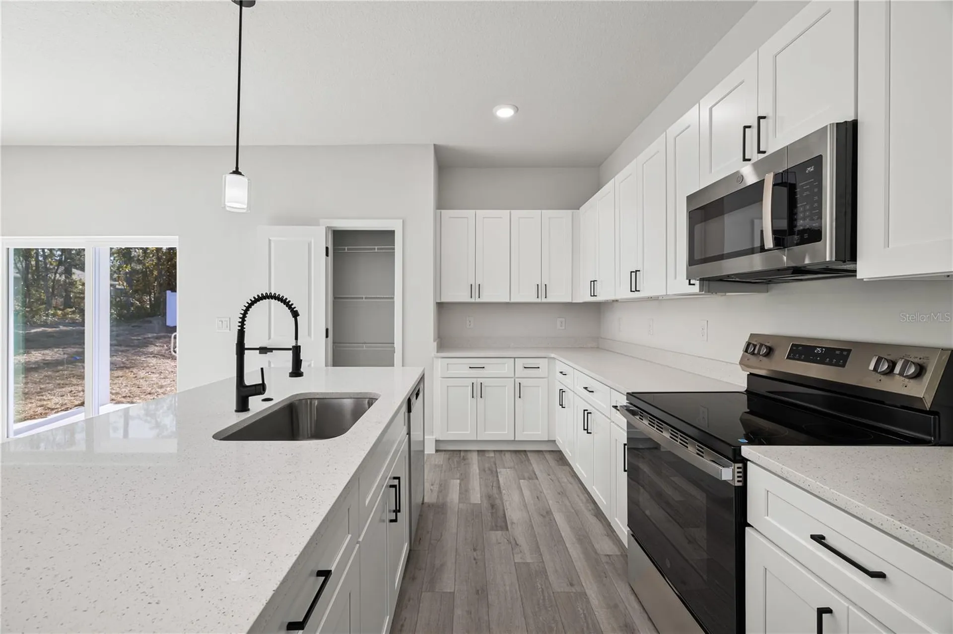 8292 N Pitcairn Way Citrus Springs FL 34434
