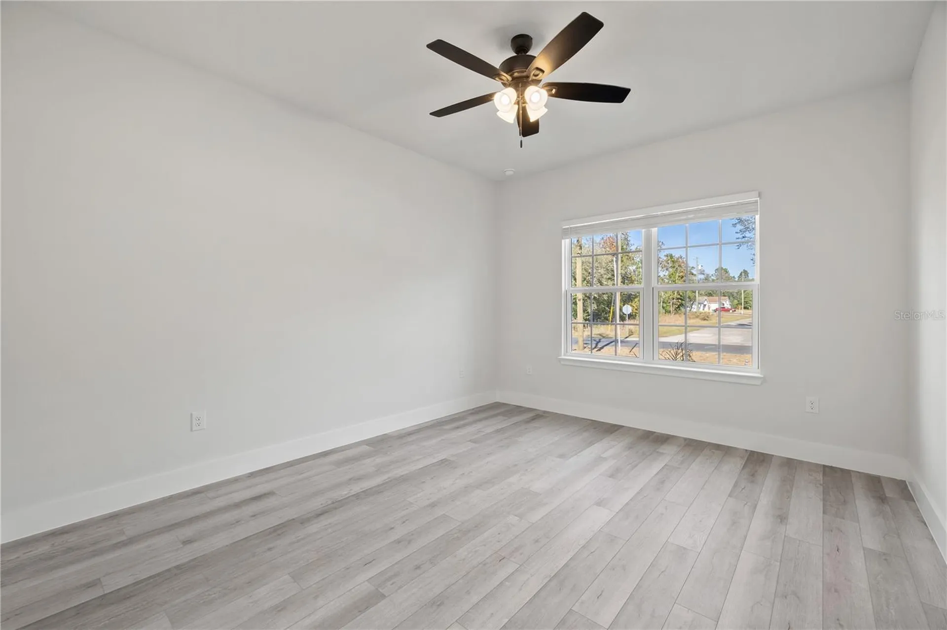 8292 N Pitcairn Way Citrus Springs FL 34434