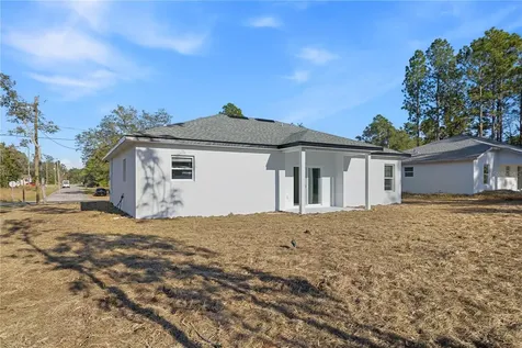 8292 N Pitcairn Way Citrus Springs FL 34434