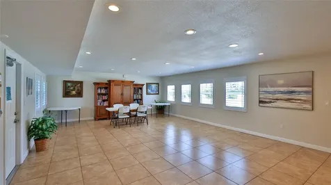 717 S Beach Street Daytona Beach FL 32114