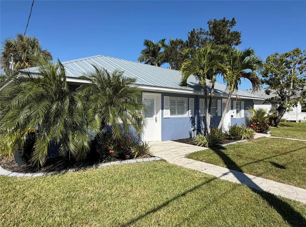 708 W Olympia Avenue Punta Gorda FL 33950
