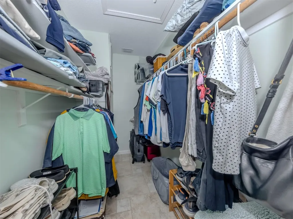 1977 Beach Road Englewood FL 34223