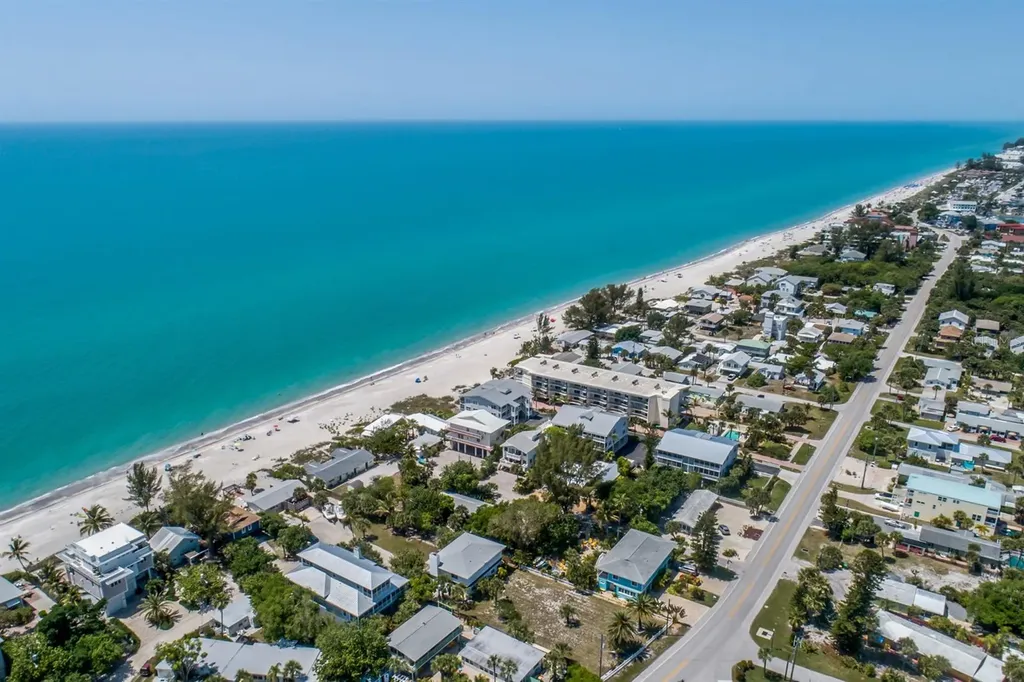 1977 Beach Road Englewood FL 34223