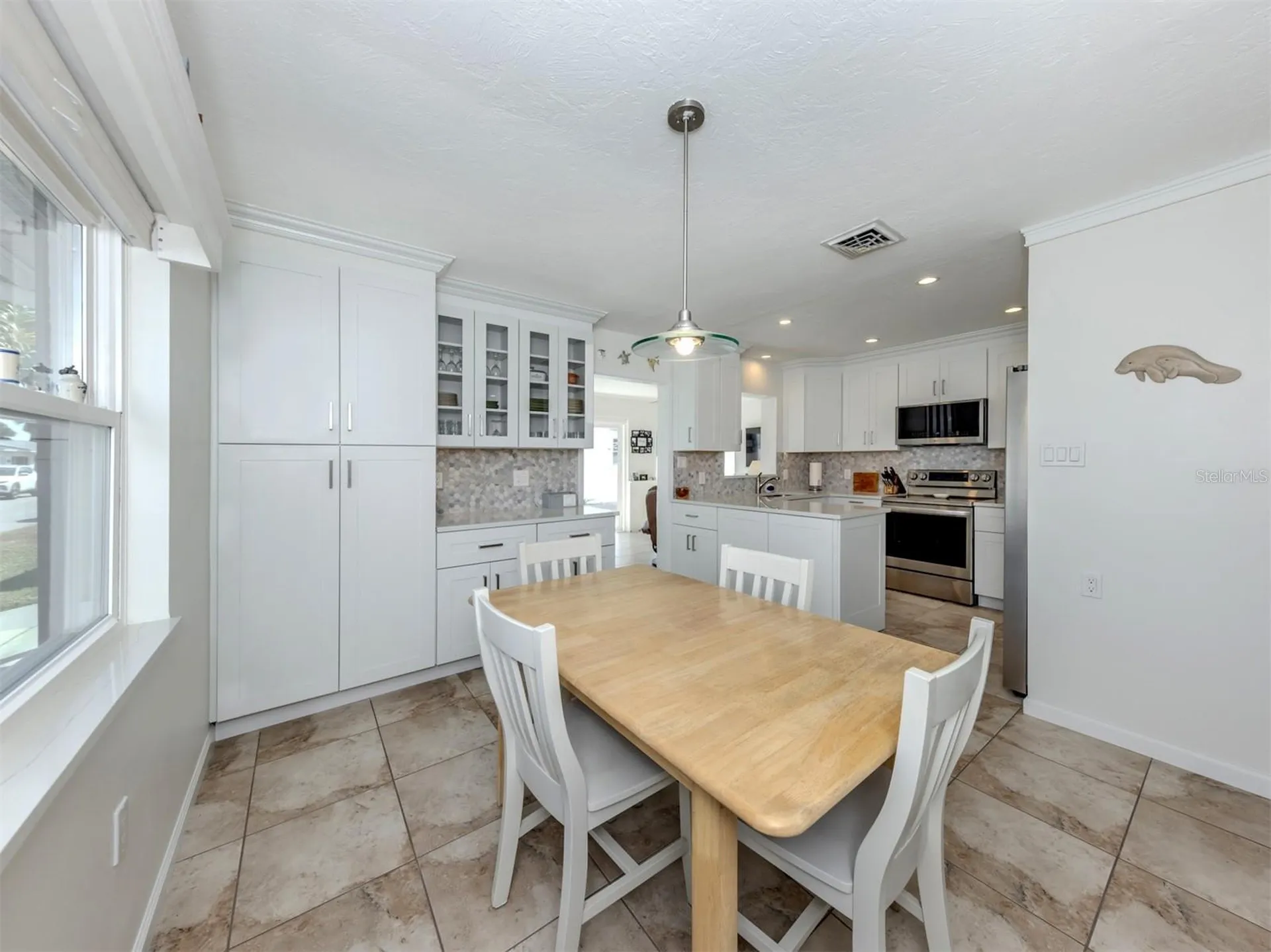 1977 Beach Road Englewood FL 34223